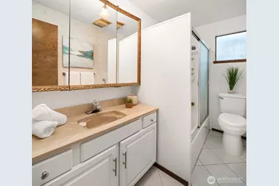 9764 Rainier Avenue S, Seattle, WA 98118 - Photo 27