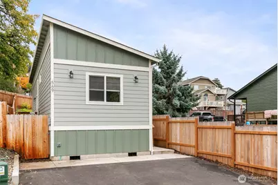 569 N 3rd, Kalama, WA 98625 - Photo 1