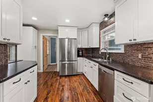 809 K St, Centralia, WA 98531 - Photo 9