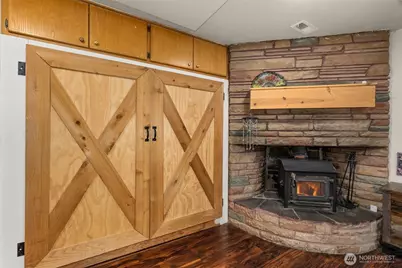 809 K St, Centralia, WA 98531 - Photo 17