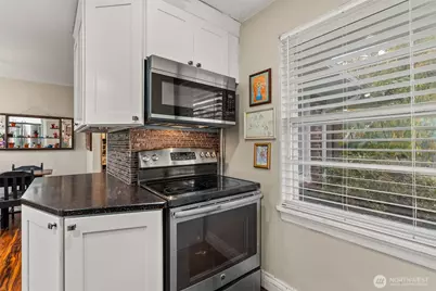 809 K St, Centralia, WA 98531 - Photo 11