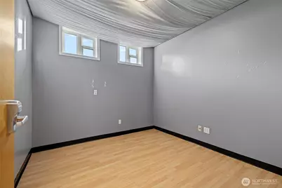 225 N Walnut Street, Burlington, WA 98233 - Photo 19