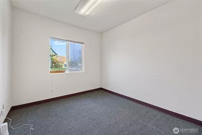 225 N Walnut Street, Burlington, WA 98233 - Photo 31