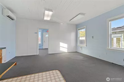 225 N Walnut Street, Burlington, WA 98233 - Photo 27