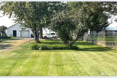 1113 S County Road, Warden, WA 98857 - Photo 9
