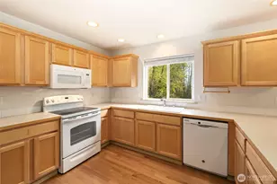 6323 119th St E, Puyallup, WA 98373 - Photo 11
