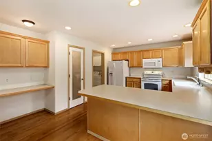 6323 119th St E, Puyallup, WA 98373 - Photo 9