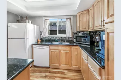 820 Cady Road #E102, Everett, WA 98203 - Photo 25