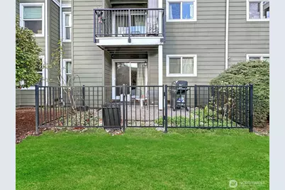 820 Cady Road #E102, Everett, WA 98203 - Photo 3
