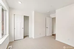 24323 13 Ave SE, Bothell, WA 98021 - Photo 21