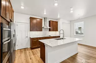 24323 13 Ave SE, Bothell, WA 98021 - Photo 9