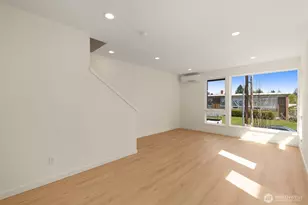 9225 A 14th Ave NW, Seattle, WA 98117 - Photo 9