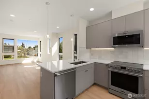 9225 A 14th Ave NW, Seattle, WA 98117 - Photo 13