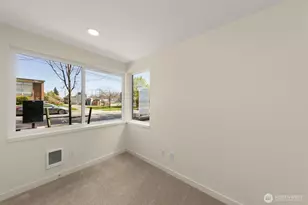 9225 A 14th Ave NW, Seattle, WA 98117 - Photo 15