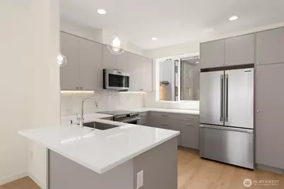 9225 A 14th Avenue NW, Seattle, WA 98117 - Photo 11