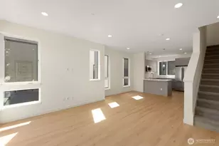 9225 A 14th Ave NW, Seattle, WA 98117 - Photo 5