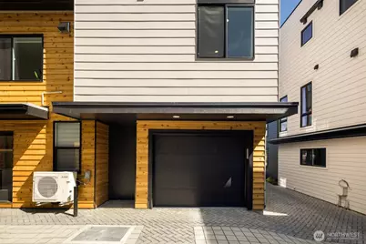 9225 A 14th Avenue NW, Seattle, WA 98117 - Photo 3