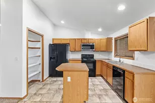 980 S Capstone Ave, Othello, WA 99344 - Photo 5