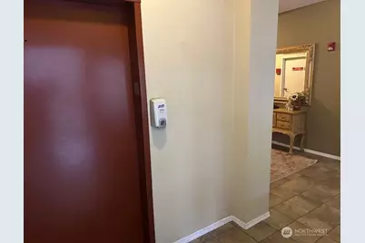 1800 NE 40th Street #E301, Renton, WA 98056 - Photo 27