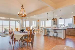 21625 Road D 5 NE, Soap Lake, WA 98851 - Photo 9