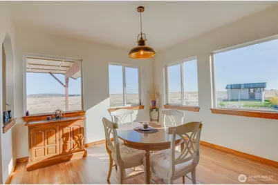 21625 Road D.5 NE, Soap Lake, WA 98851 - Photo 15