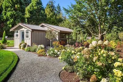 22430 Dogwood Lane, Woodway, WA 98020 - Photo 21