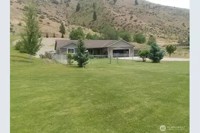6132 Entiat River Road, Entiat, WA 98822 - Photo 3