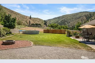6132 Entiat River Road, Entiat, WA 98822 - Photo 39