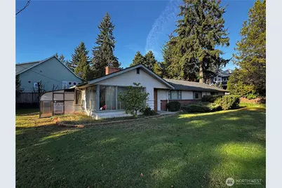 2105 100th Avenue NE, Bellevue, WA 98004 - Photo 3