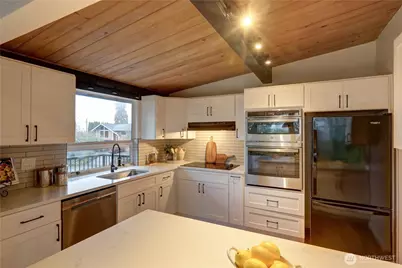 3713 Meadow Ave N, Renton, WA 98056 - Photo 7