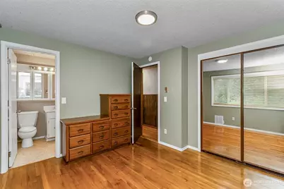 15729 Larch Way, Lynnwood, WA 98087 - Photo 9