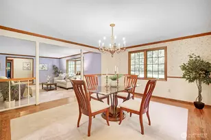 19121 NE 127th St, Redmond, WA 98052 - Photo 7