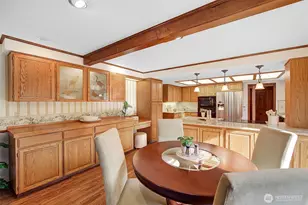 19121 NE 127th St, Redmond, WA 98052 - Photo 9
