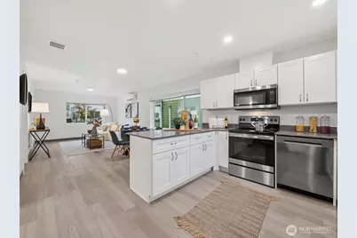 13813 32nd Lane S, Tukwila, WA 98168 - Photo 5