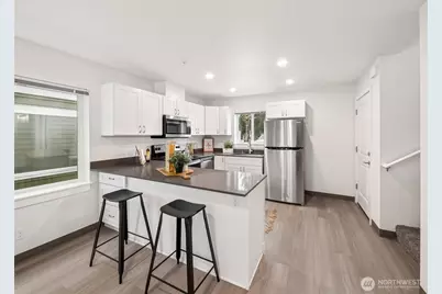 13813 32nd Lane S, Tukwila, WA 98168 - Photo 9