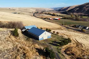 239 Patit Rd, Dayton, WA 99328 - Photo 5