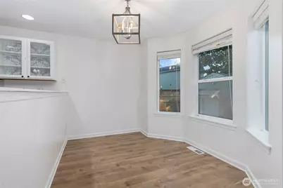 3310 Rosewood Street, Mount Vernon, WA 98273 - Photo 9