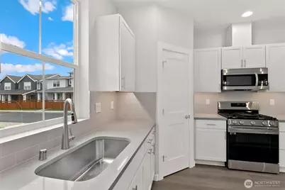 9713 5th Lane SW #80, Seattle, WA 98106 - Photo 13