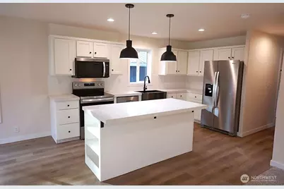 50 E Lookout Court, Grapeview, WA 98546 - Photo 11