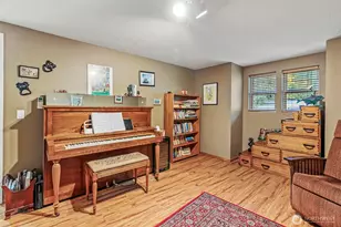 1703 Tower Rd, Castle Rock, WA 98611 - Photo 13