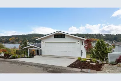 8307 Bayridge Avenue, Gig Harbor, WA 98332 - Photo 3