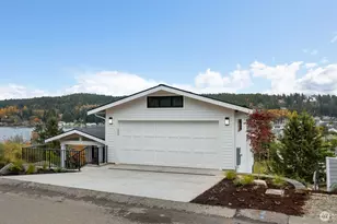 8307 Bayridge Ave, Gig Harbor, WA 98332 - Photo 3