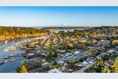 8307 Bayridge Avenue, Gig Harbor, WA 98332 - Photo 1