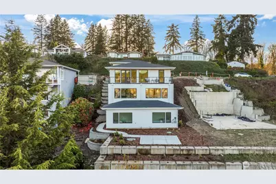 8307 Bayridge Avenue, Gig Harbor, WA 98332 - Photo 3