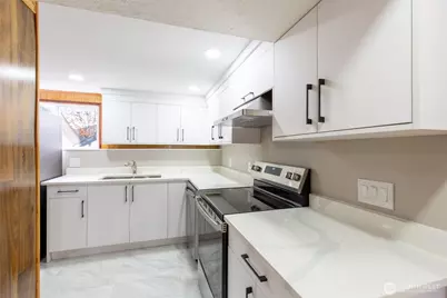 14725 57th Avenue S, Tukwila, WA 98168 - Photo 27