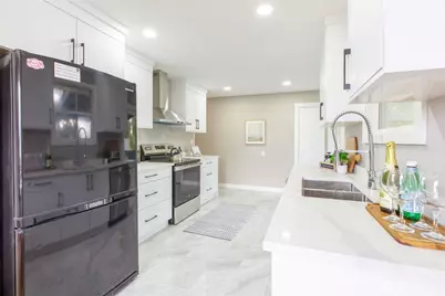 14725 57th Avenue S, Tukwila, WA 98168 - Photo 11