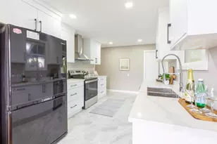 14725 57th Ave S, Tukwila, WA 98168 - Photo 11