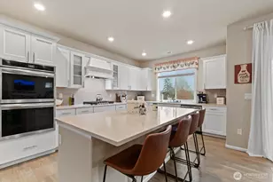 10424 Treasure Dr NW, Silverdale, WA 98383 - Photo 11