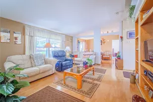 1808 NE 61st Cir, Vancouver, WA 98665 - Photo 5