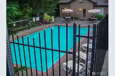 18930 Bothell Everett Hwy #D203, Bothell, WA 98012 - Photo 27